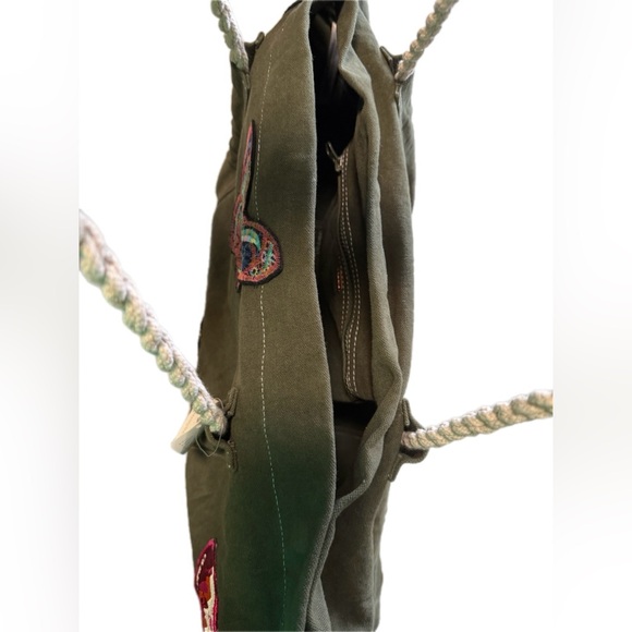 Free People Been There Badge Tote NWT - Picture 6 of 13